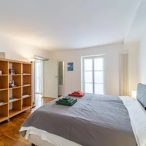 Parrot House - Casa In Centro A , Parma Italia